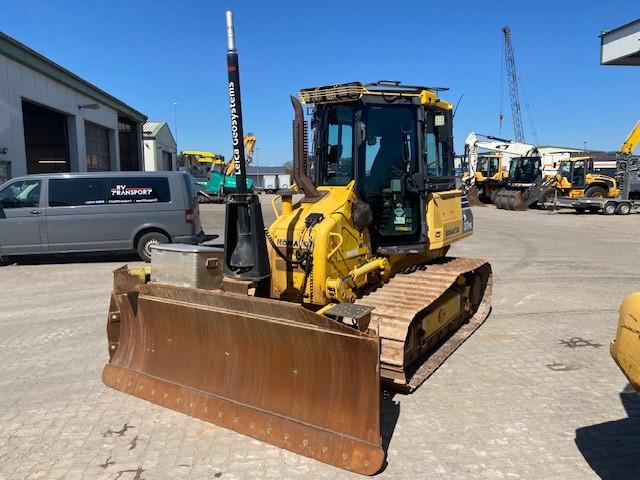 Komatsu D 37 PX-22 auch MIETE / RENTAL