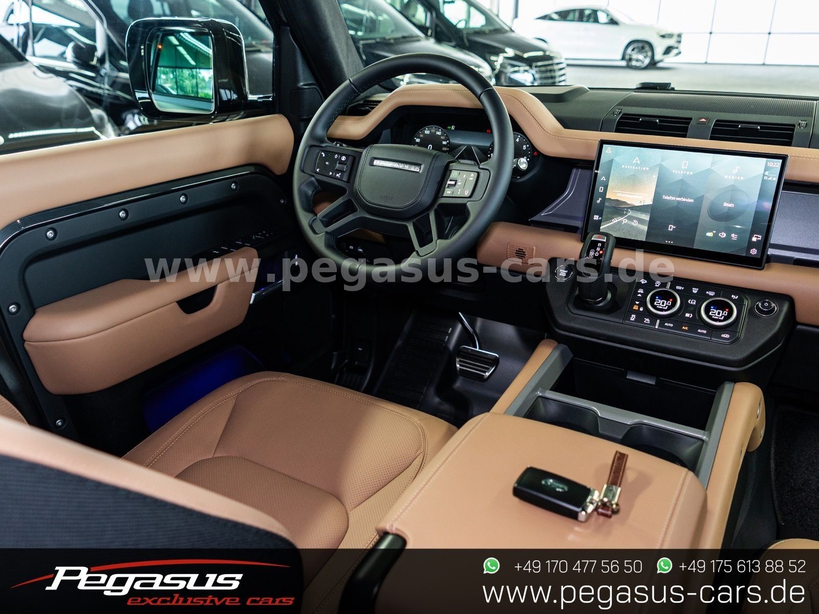 LAND ROVER Defender - 43