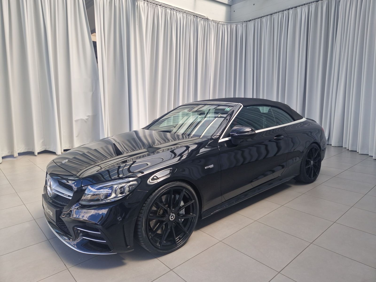 Mercedes-Benz Mercedes-AMG C 43 4MATIC Cabriolet SpurW imagem 2