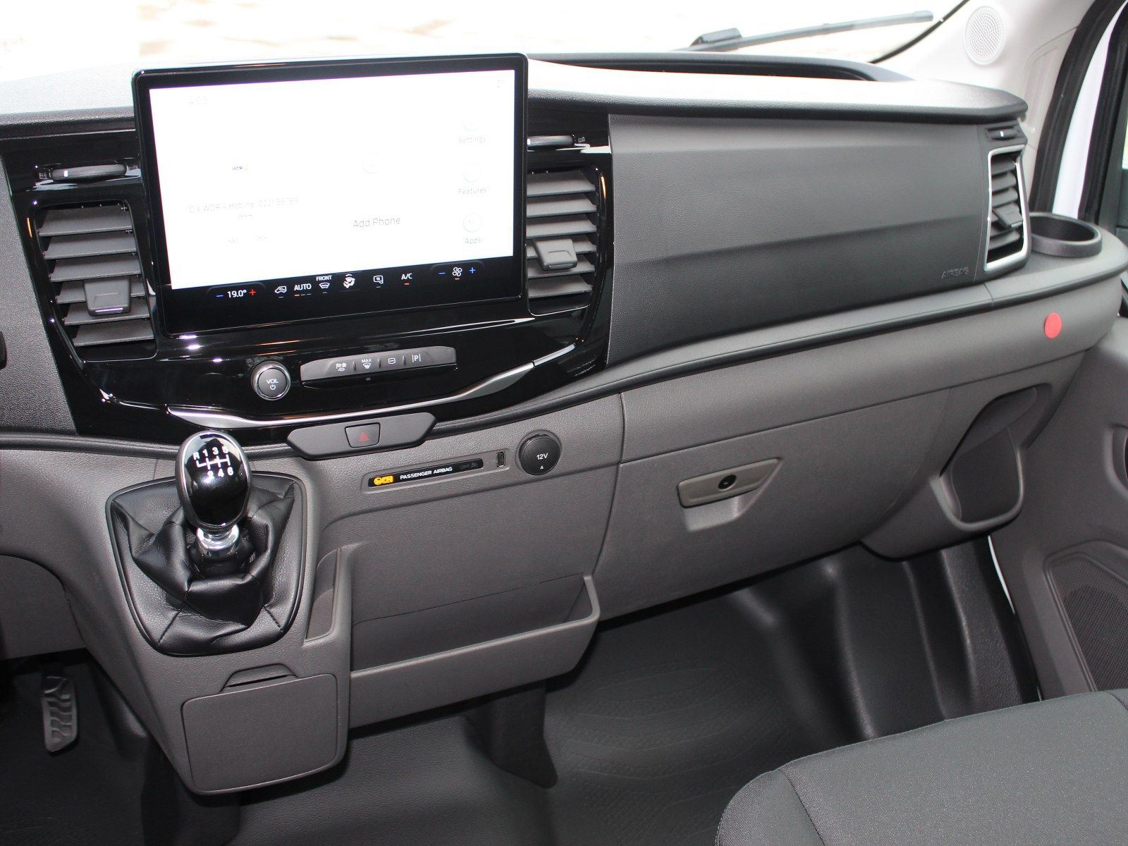 Fahrzeugabbildung Ford Transit 350 L4 Doppelkabine Trend