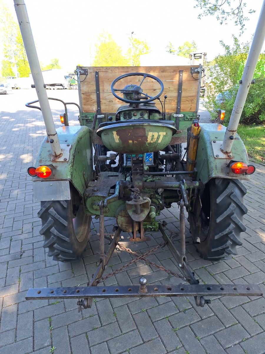Fahrzeugabbildung Fendt F 220 GT Geräteträger