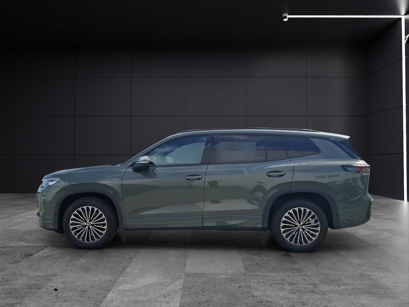 Fahrzeugabbildung Volkswagen Tayron eTSI Life DSG LED AHK Navi AID ACC RFK SH
