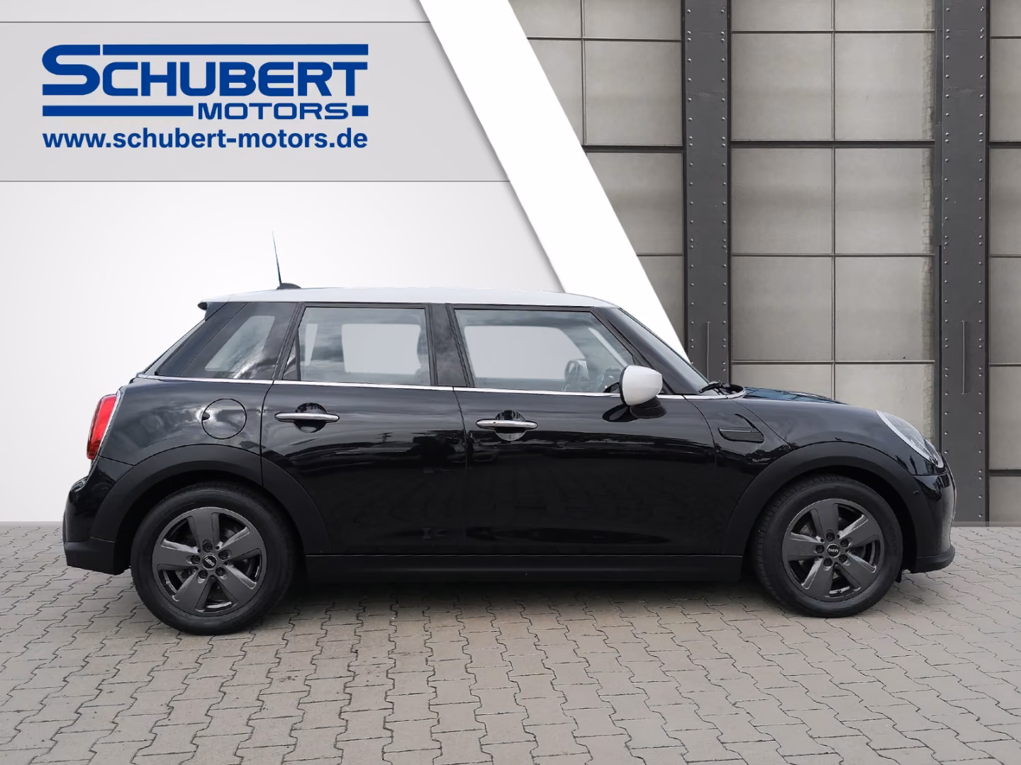MINI Cooper 5-Türer Classic Trim HUD Panodach Navi Le