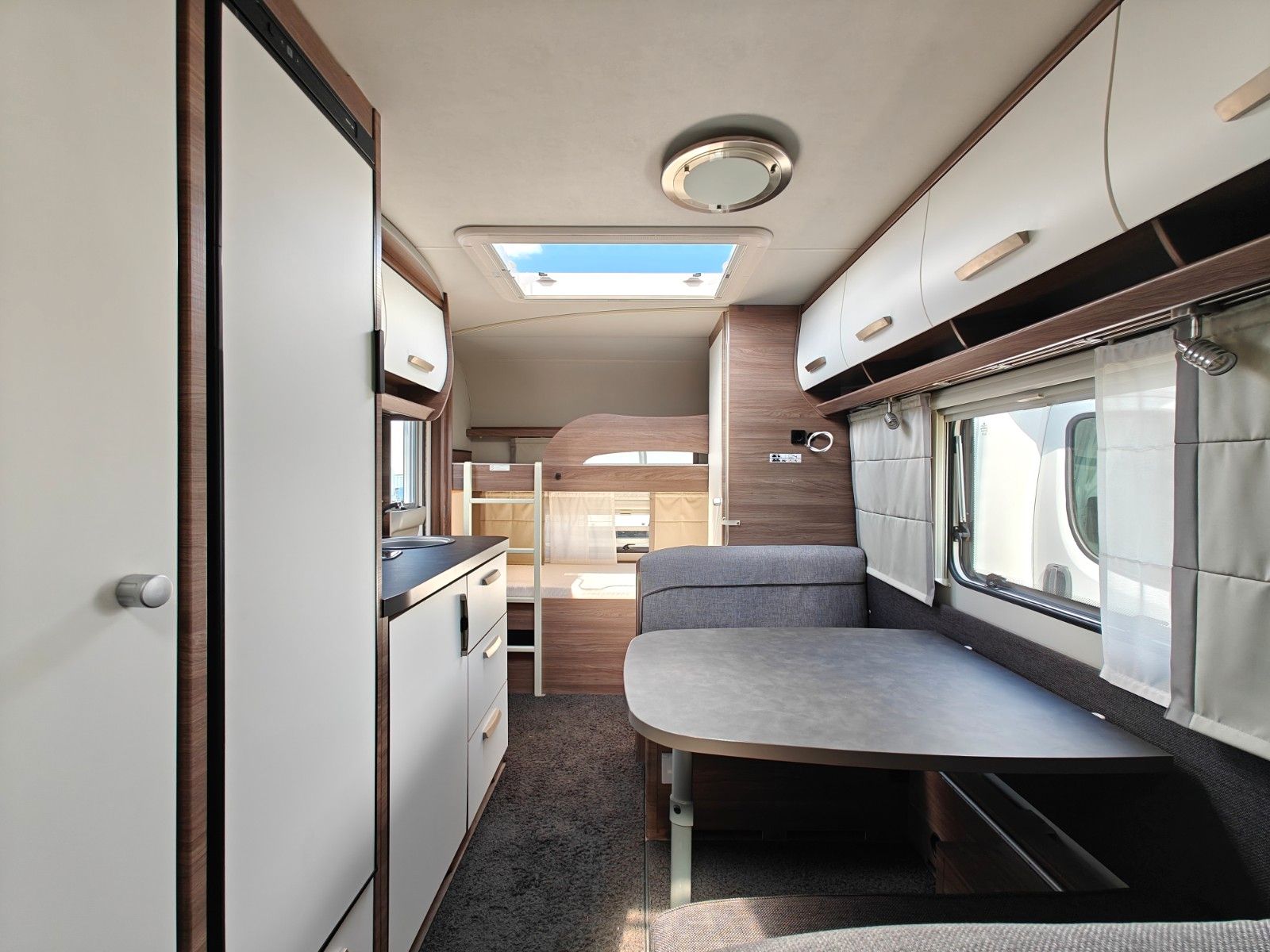 Fahrzeugabbildung Knaus Sport 540 FDK Silver Selection - Mover teilautom