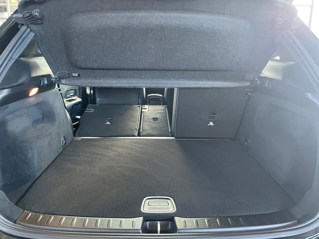 Fahrzeugabbildung Mercedes-Benz GLA 200 AUT KlimaA LED LM Navi PDC ParkAss SHZ