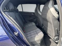 VW Golf VIII 2.0 TDI GTD DSG Sthz Matrix 19'' HeadU VW Golf VIII 2.0 TDI GTD DSG Sthz Matrix 19'' HeadU