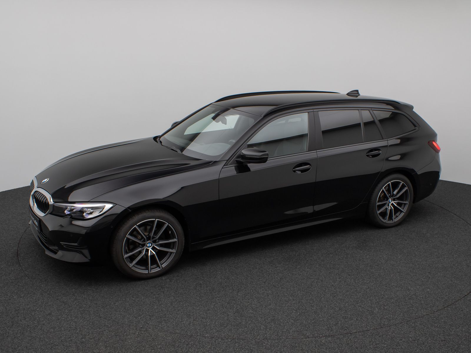 Fahrzeugabbildung BMW 320d  Kamera DAB HiFi DrivAssist Alarm LED Sport