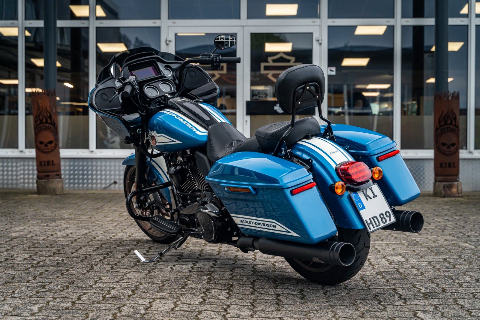 Fahrzeugabbildung Harley-Davidson FLTRXST Road Glide ST "Fast Johnnie" - Custom