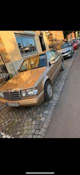 Mercedes-Benz Mercedes w124 230E Oldtimer *Top Zustand* - Mercedes-Benz 230 in Stuttgart
