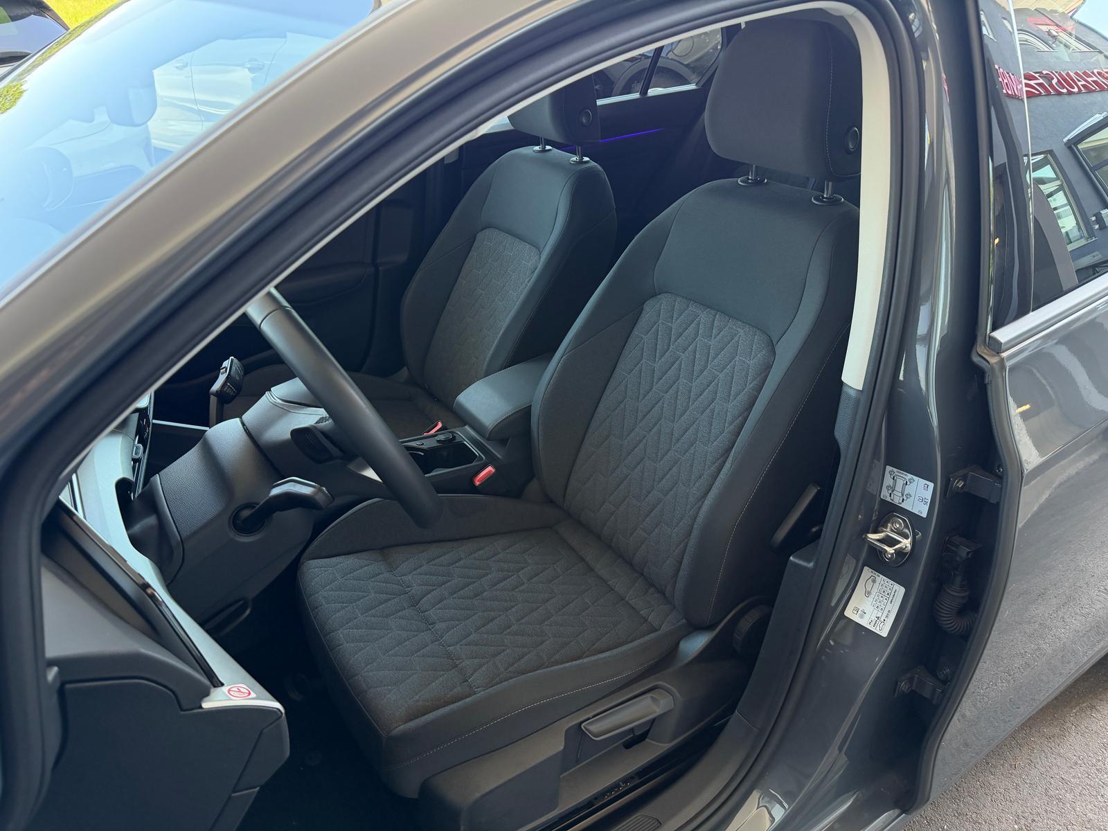Volkswagen Golf VIII LIM. 1.5 TSI DSG ACC PDC SHZ LNKRDHZ, миниатюра 11
