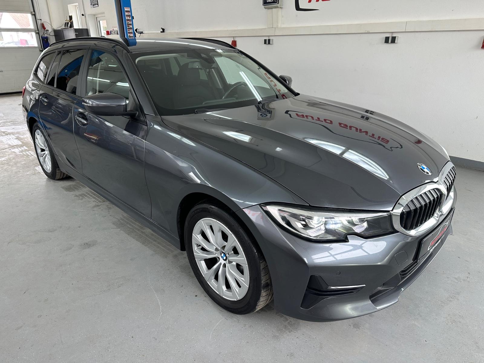 BMW 320 d xDrive Sport Line*LED*LiveC*Ambiente*