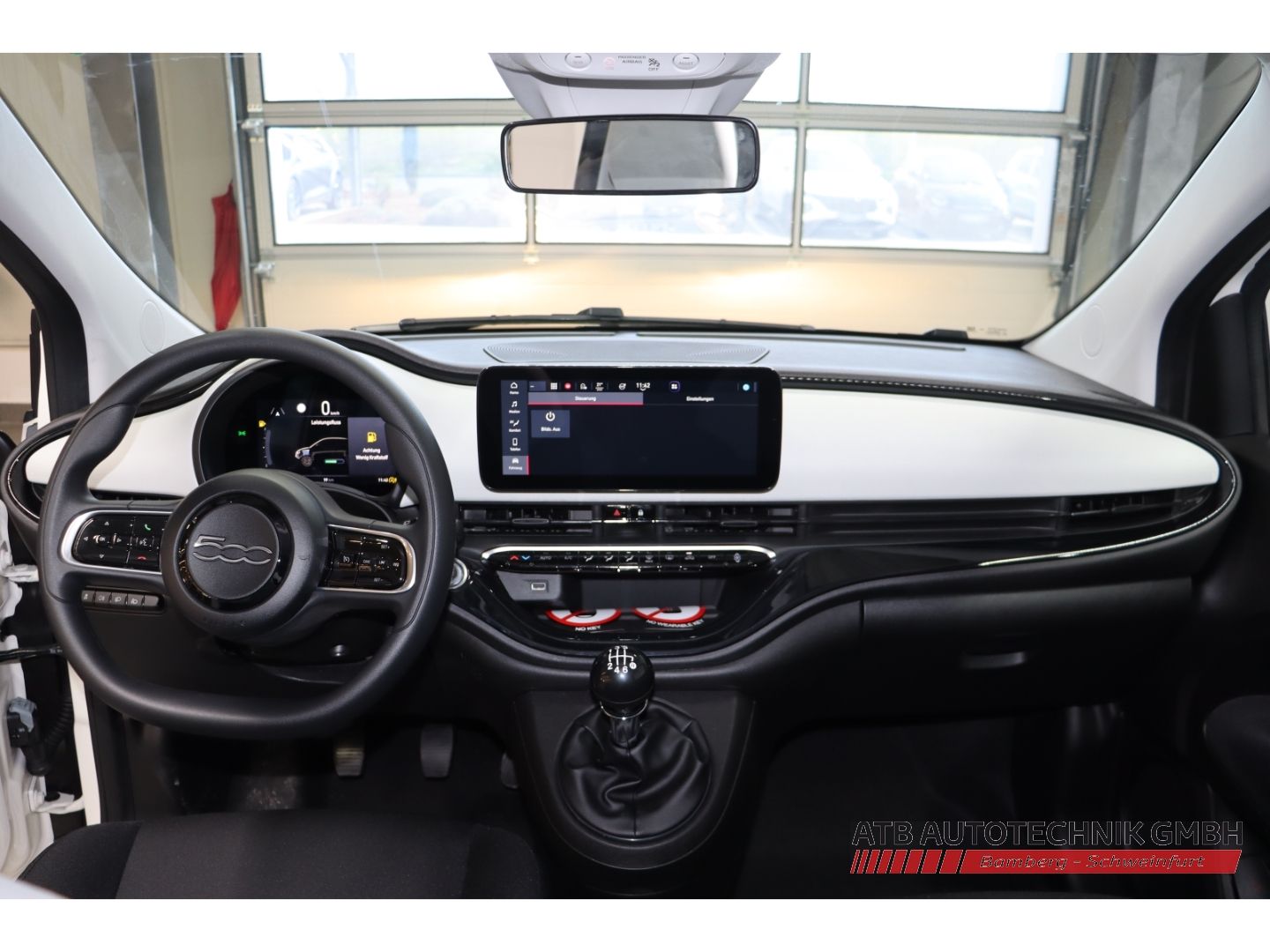 Fahrzeugabbildung Fiat 500 1.0 Hybrid Pop 65PS Apple CarPlay Klimaautom