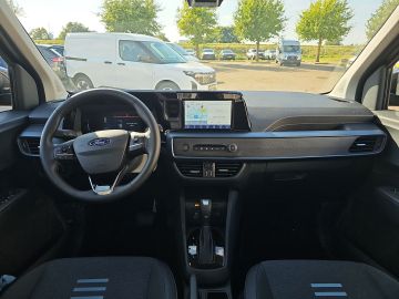 Bild 11 Ford Tourneo Courier Active Navi Leder ACC Apple CarP