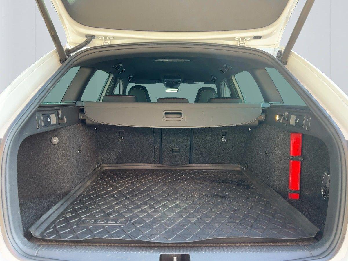 Skoda Octavia 2.0 TSI RS 6-Gang LED PDC Navi ACC
