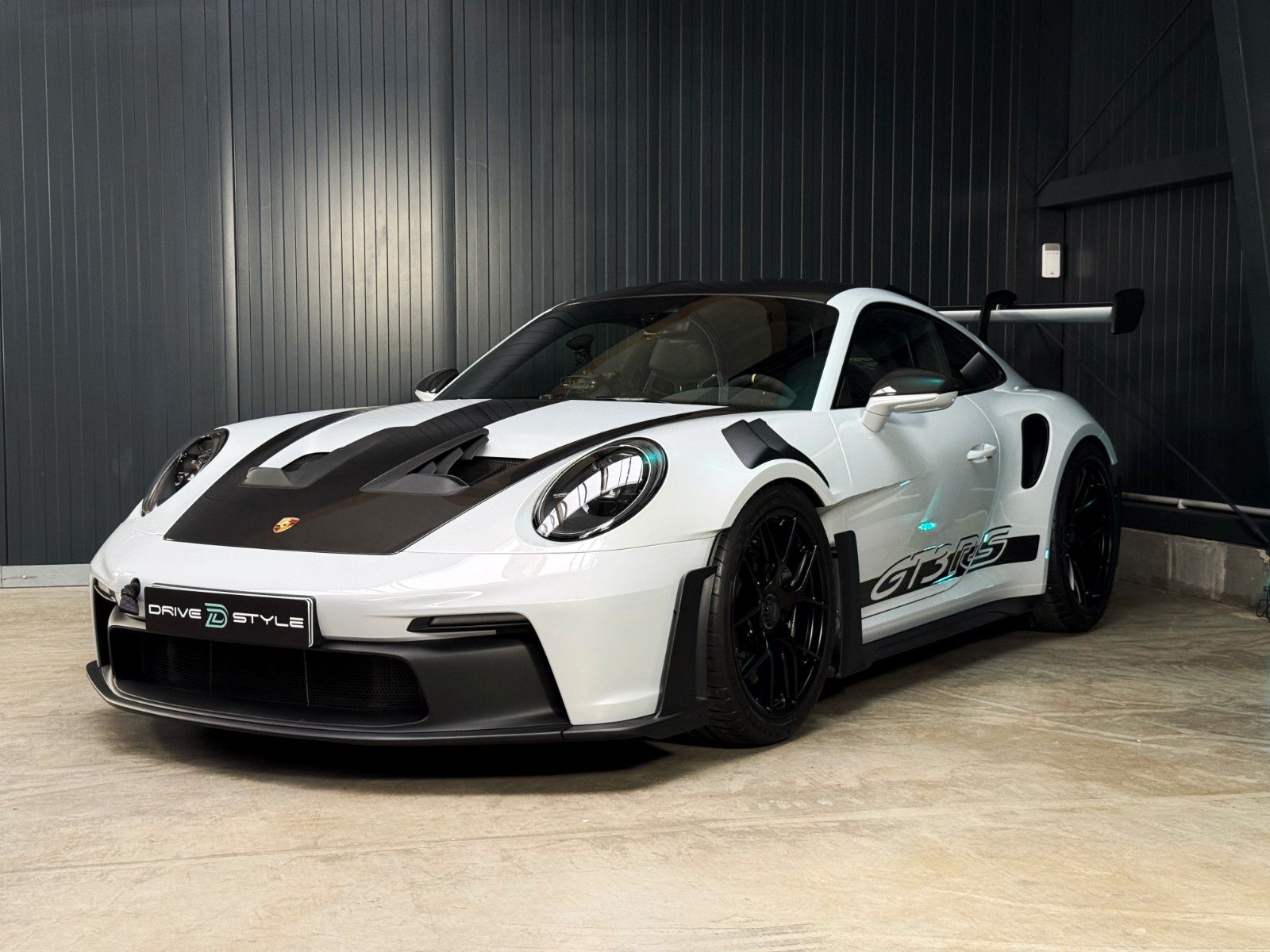 Fahrzeugabbildung Porsche 992 GT3 RS + Weissach + Approved + Clubsport