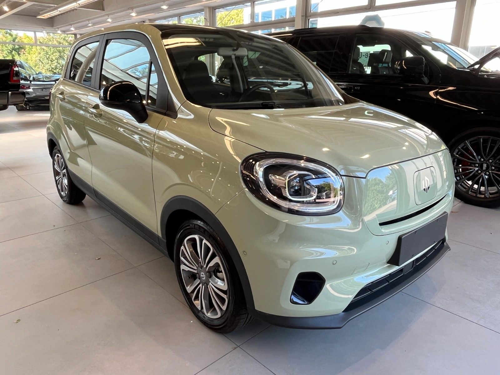 Fahrzeugabbildung Andere Leapmotor T03 Luxury