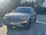Volkswagen Touareg 3.0 V6 TDI TÜV, Bremsen , Reifen neu - gebrauchte VW Touareg aus dem Jahr 2019