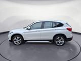 BMW X1 xDrive18d Sport Line Klimaaut. Sportsitze AHK - BMW X1 mit Diesel-Antrieb: Geländewagen