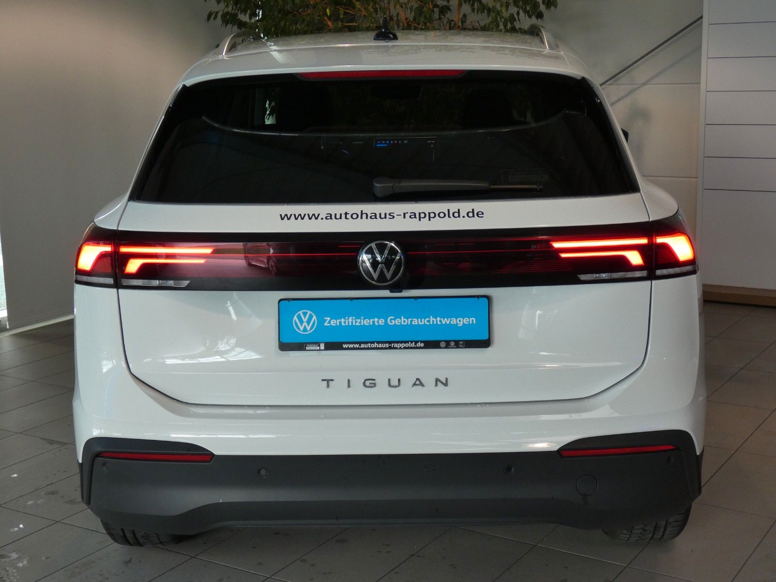 Volkswagen Tiguan 2.0 TDI Goal DSG AHK NAVI 18 Zoll NAPOLI foto 5