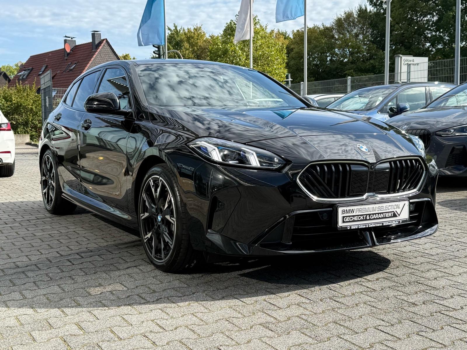BMW 120d M Sport //HeadUp IconicGlow Stop&Go