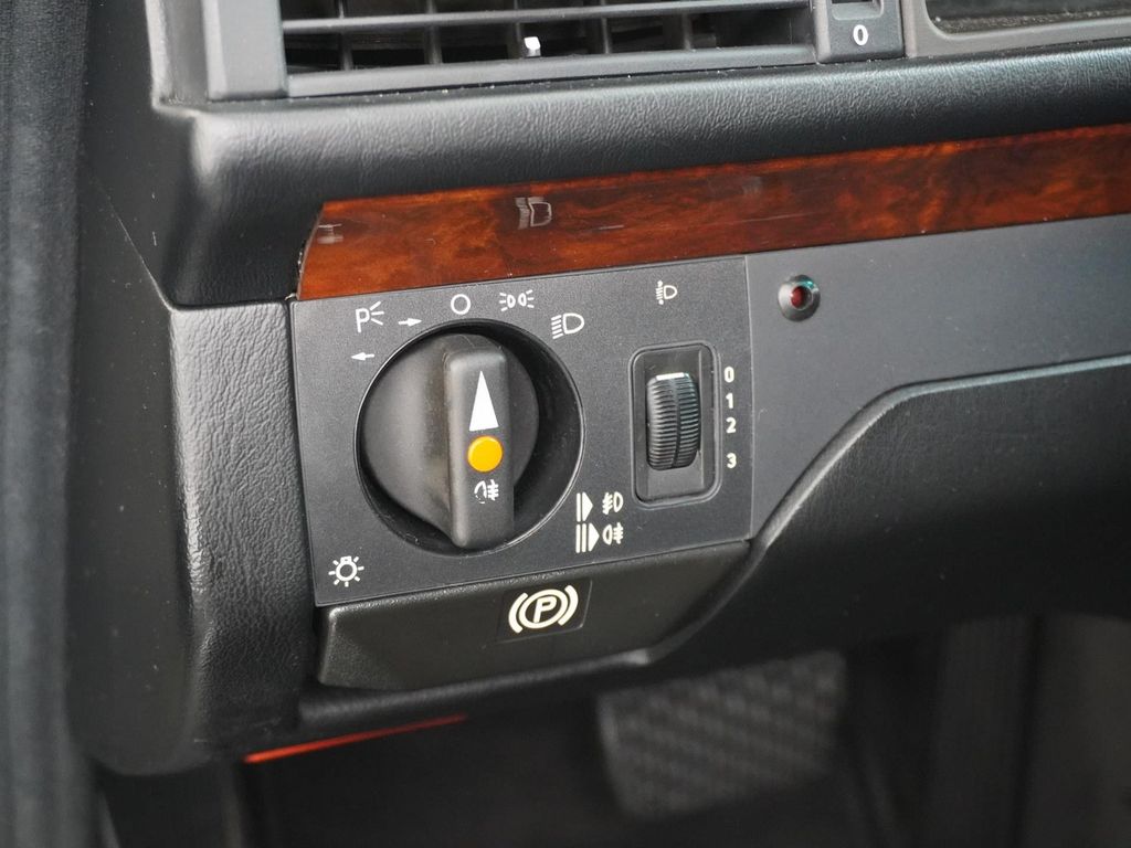 Mercedes-Benz E 500 E500 500E Schiebedach Becker navi Leder Cr