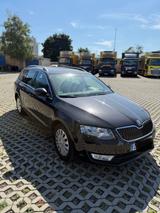 Volkswagen Škoda Oktavia Kombi 1.6tdi Diesel - : Kombi, Koda