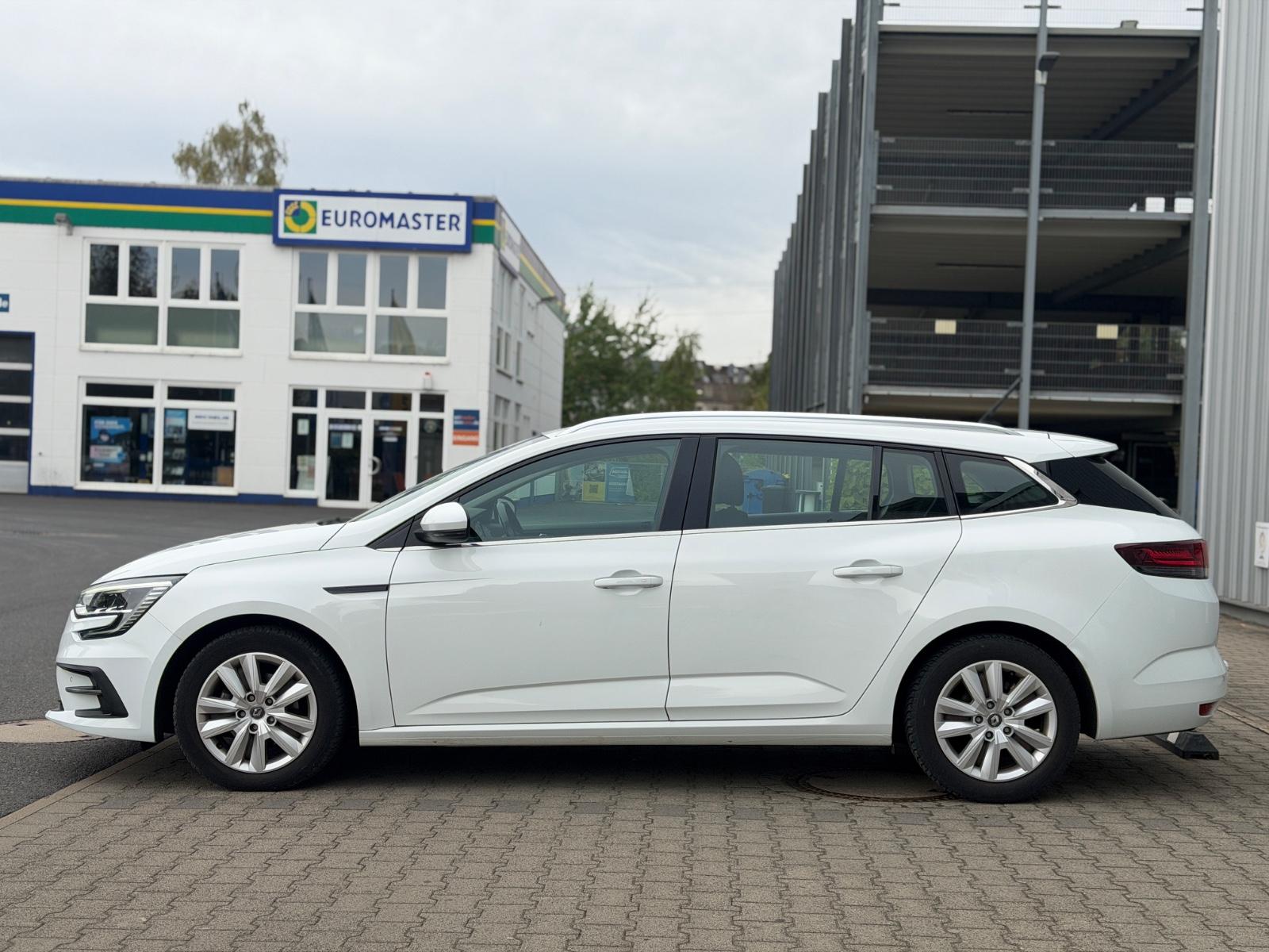 Renault Megane IV GT Automatik CarPlay Kamera AHK Spur