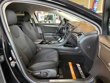 Ford Mondeo Lim. Titanium *AHK*Park*