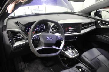 صورة 9 لـ 2025 AUDI Q4 E-TRON