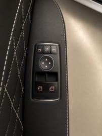 صورة مصغرة 29 لـ 2014 Mercedes-BENZ SLS AMG