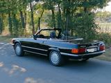 Mercedes-Benz SL 300, W107 - Mercedes-Benz: Roadster, W107