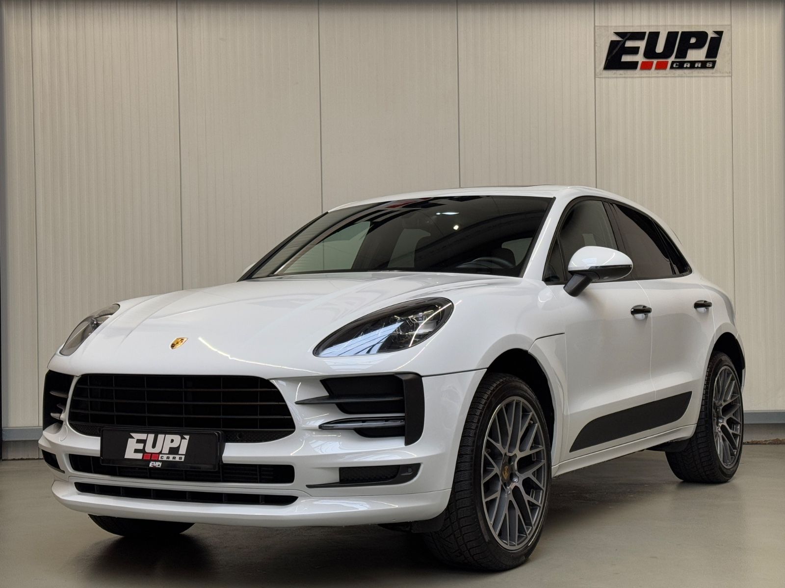 Fahrzeugabbildung Porsche Macan /R.Kamera/Pano/R21 RS Spyder Rad/Bose