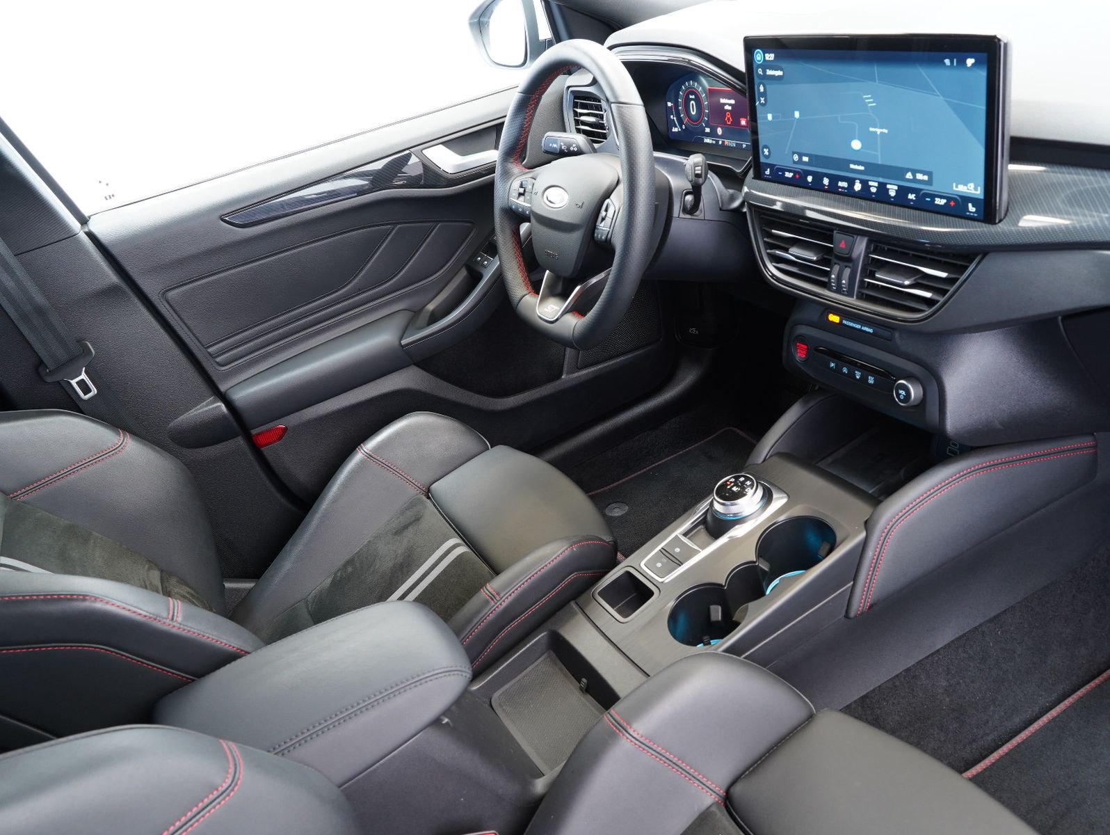 Fahrzeugabbildung Ford Focus ST X 2.3 EcoBoost LED/ACC/HEAD-UP/B&O