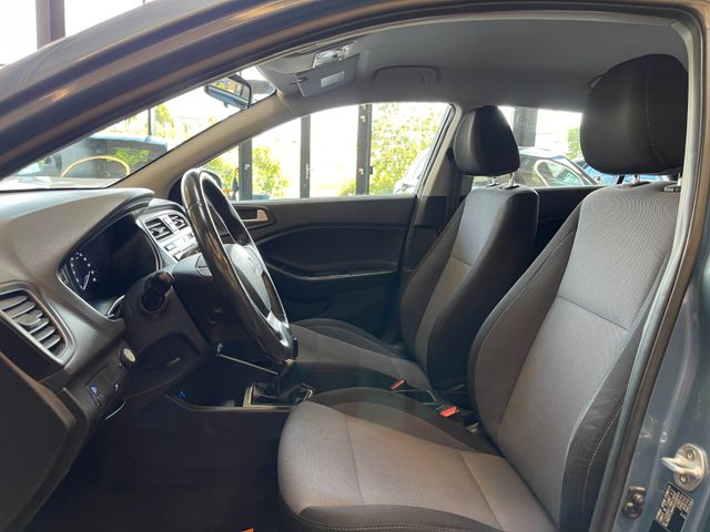Hyundai i20 blue *PRINS-GASANLAGE*KLIMA*LKHZ*TEMPOMAT*