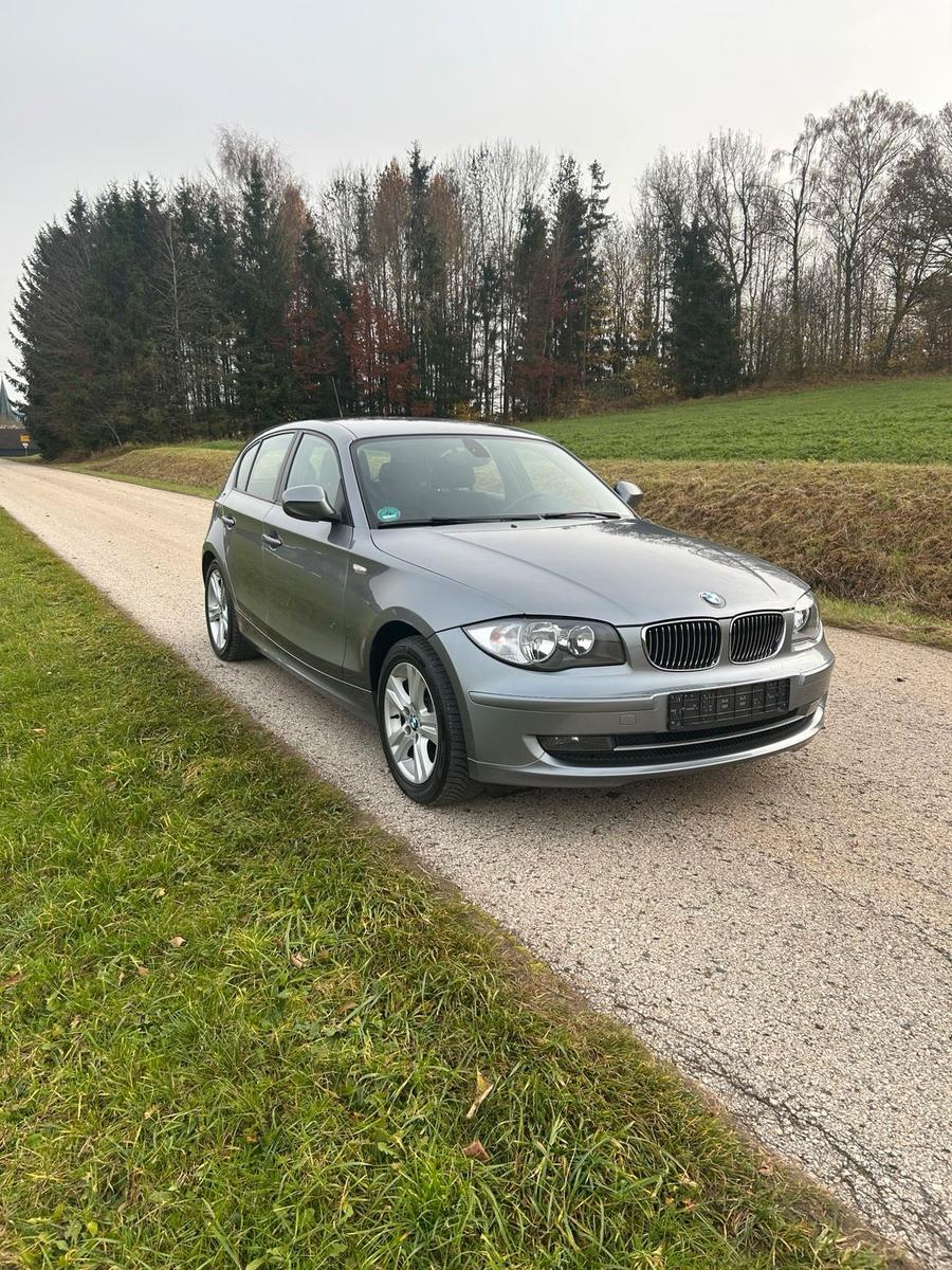 BMW  2010 — photo 5