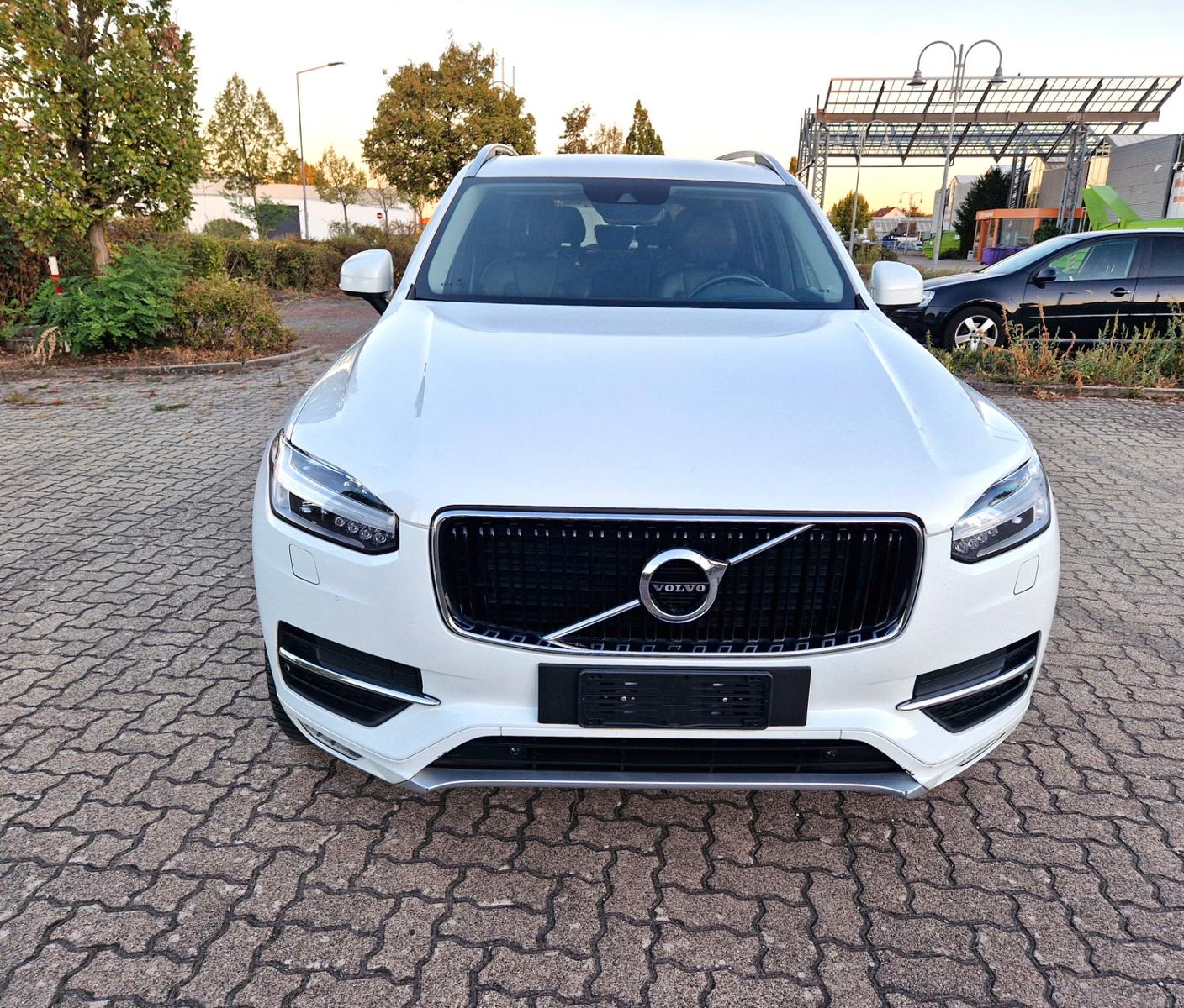 Volvo XC 90 XC90 Momentum AWD
