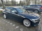 BMW 330e Advantage Automatik Advantage - BMW 330 in Hamburg