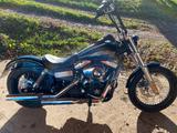 Harley-Davidson Street Bob - 2011 STREET BOB
