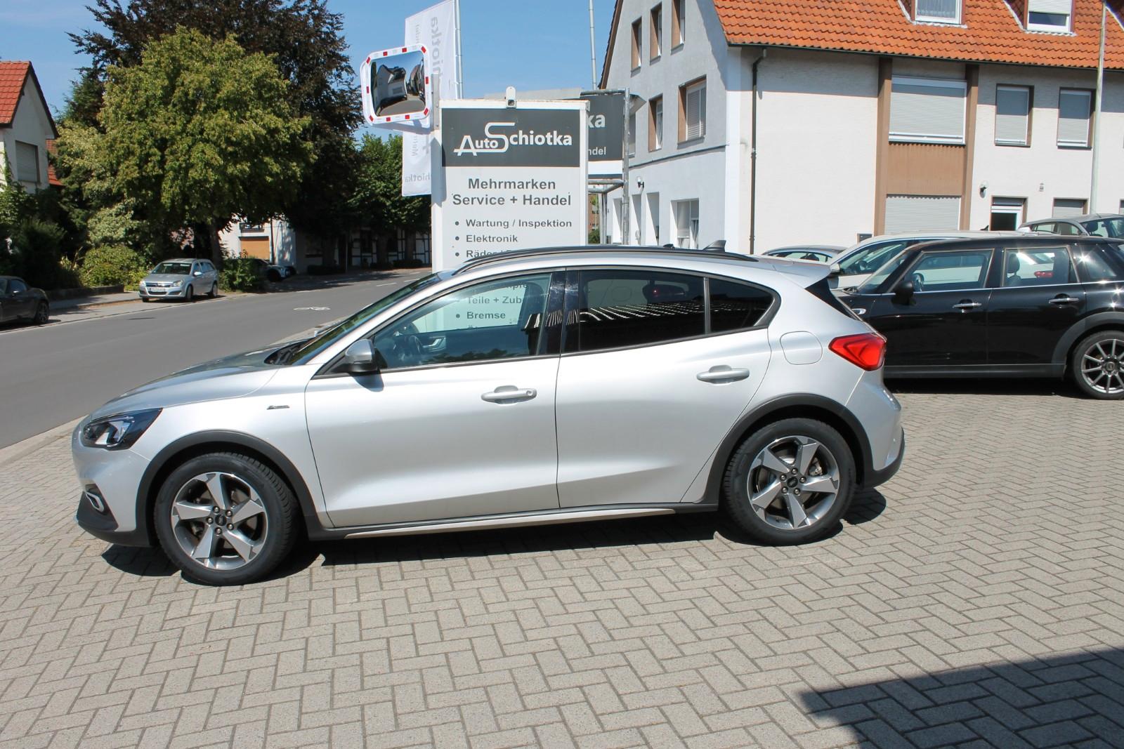 Ford Focus 1,0 EcoBoost  Active -Navi-PDC