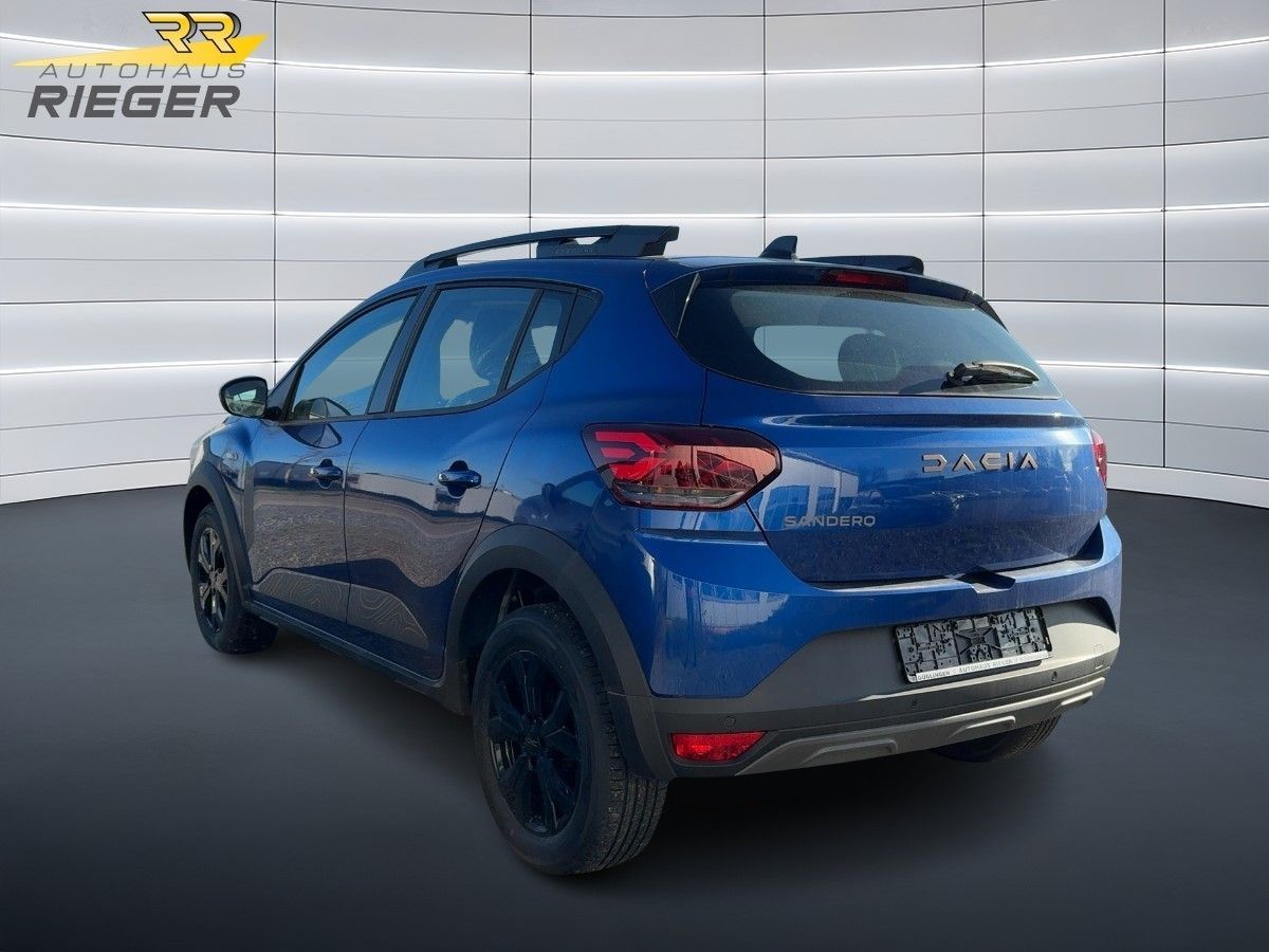Fahrzeugabbildung Dacia Sandero III Stepway Extreme TCe 90 CVT