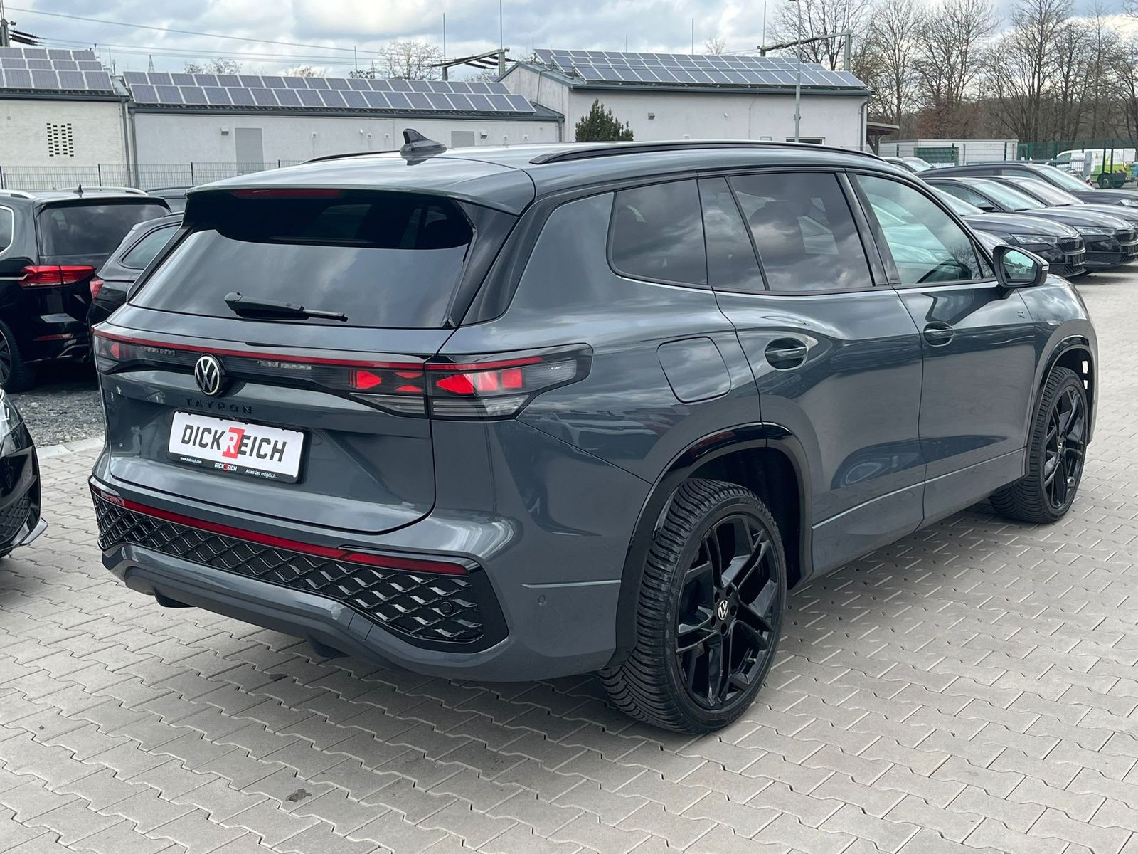Изображение автомобиля Volkswagen Tayron 2.0 TDI 4M R-Line BLACK*7Si*MATRIX*PANO