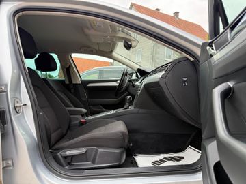 Volkswagen Passat Variant - 10