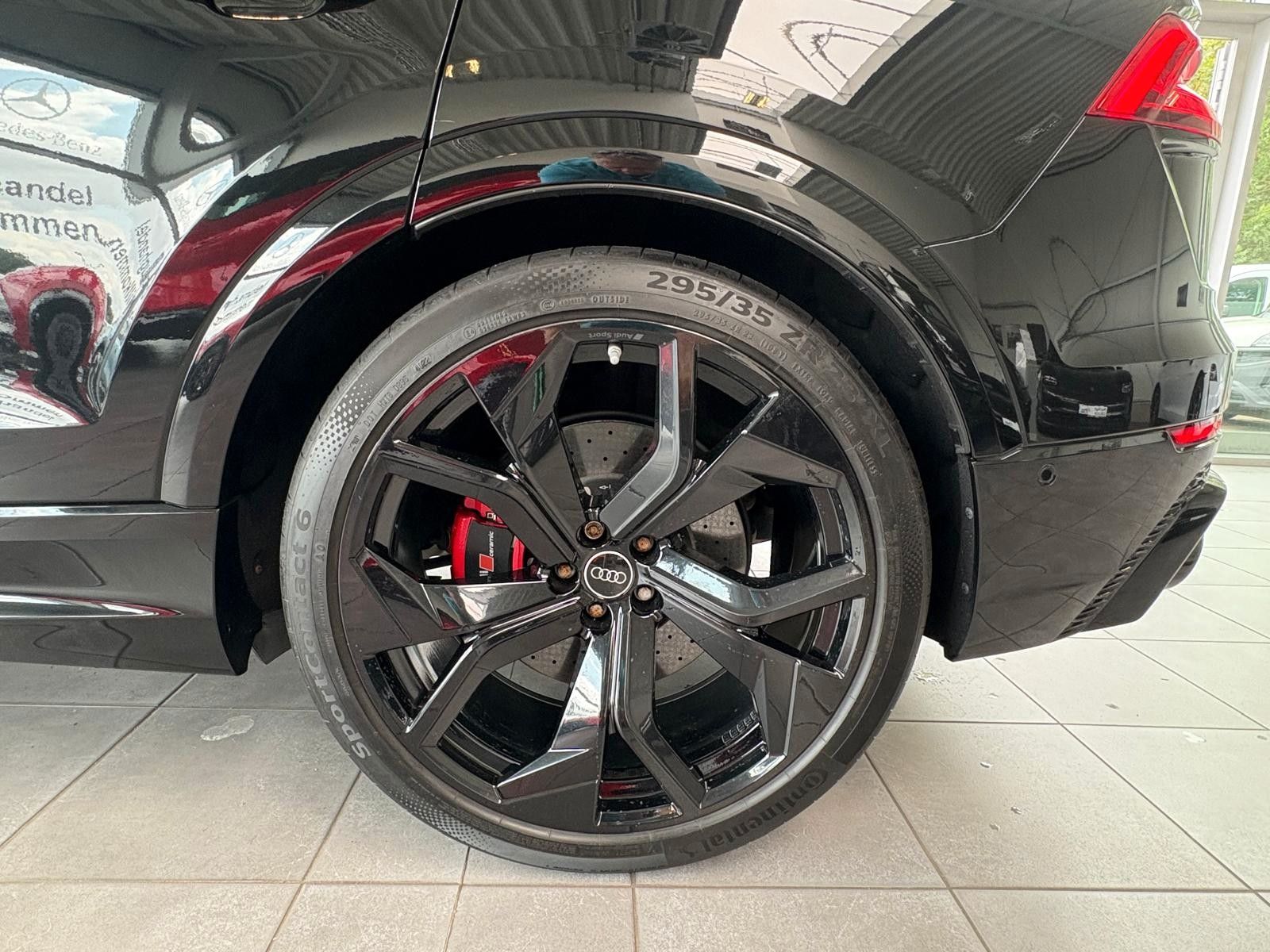 Fahrzeugabbildung Audi RSQ8 keramik*dynamik*massage*stand*23Z*akustik.