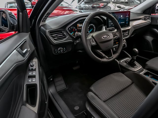 Ford Focus 1.0 Titanium Stauassistent Kamera Navi