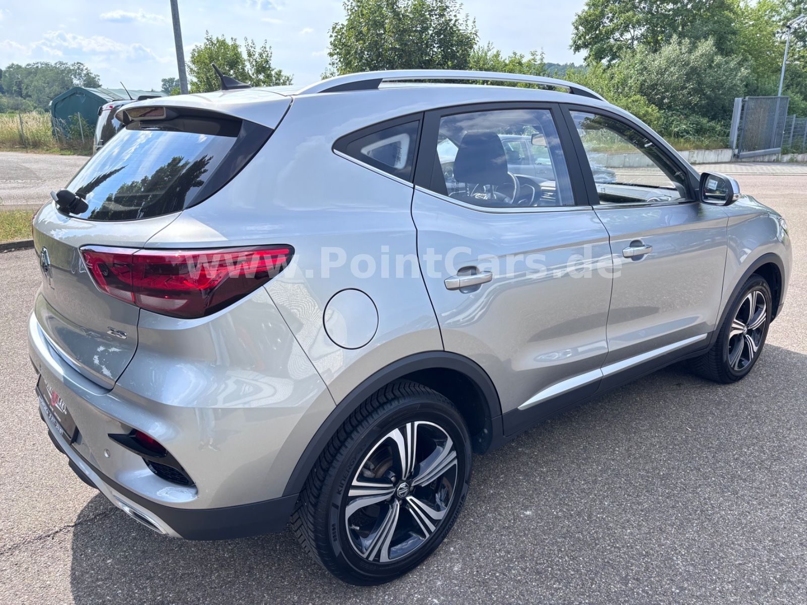 MG ZS