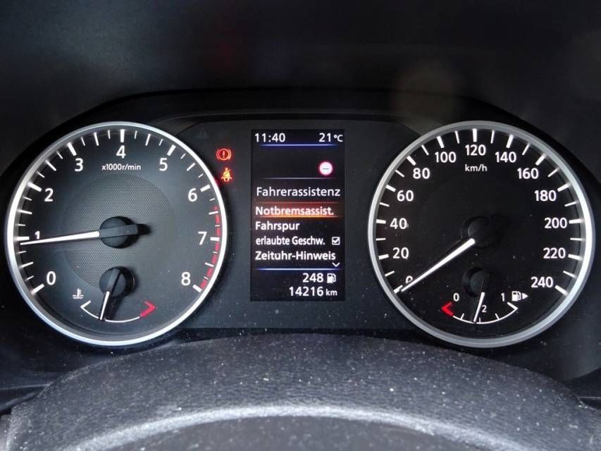 Fahrzeugabbildung Nissan Juke 1.0 DIG-T acenta Rückfahrkamera