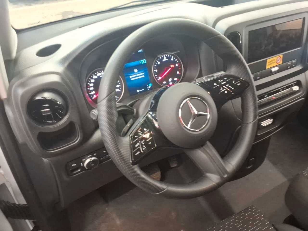 Fahrzeugabbildung Mercedes-Benz Vito 116 CDI 9G Klima Kamera SHZ