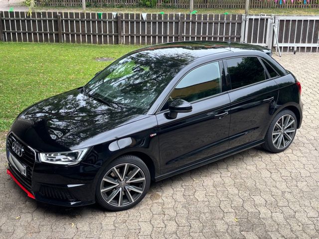 AUDI Audi A1 Sportback Sline
