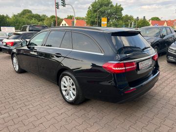 Mercedes E 220 - 7