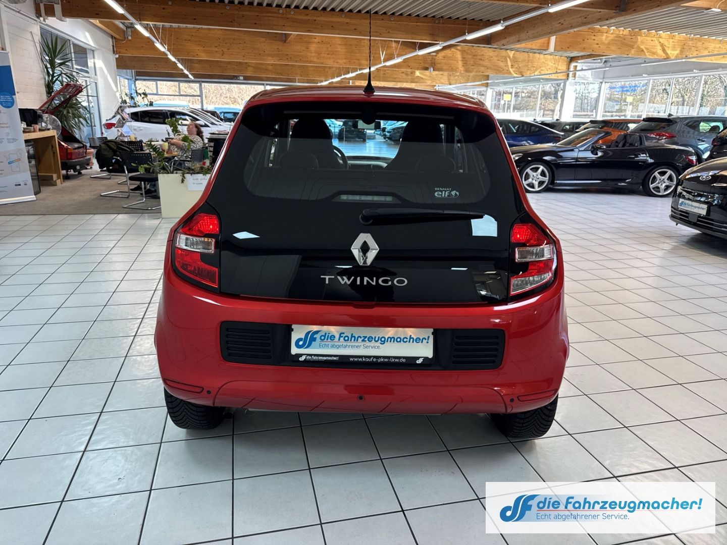 Fahrzeugabbildung Renault Twingo Experience DAB Tel.-Vorb. Berganfahrass.